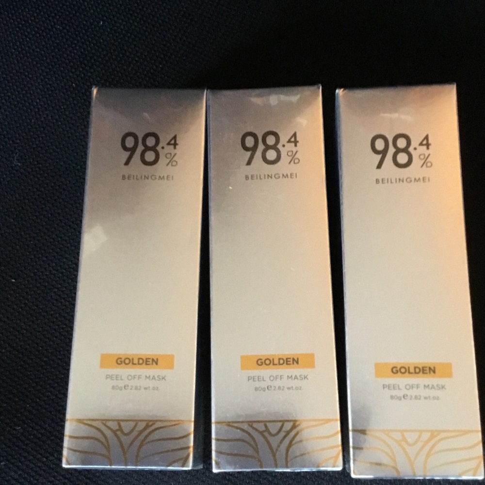 98.4% Beilingmei Golden Peel Off Mask